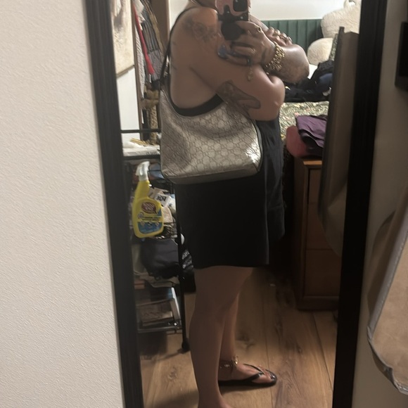 Gucci Silver Shoulder Bag - Picture 9 of 9